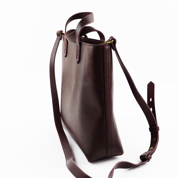 NWT MADEWELL The Zip-Top Transport Crossbody in Dark Burgundy - Picture 6 of 8